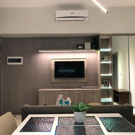 One Uptown Residence تاغويغ المظهر الخارجي الصورة