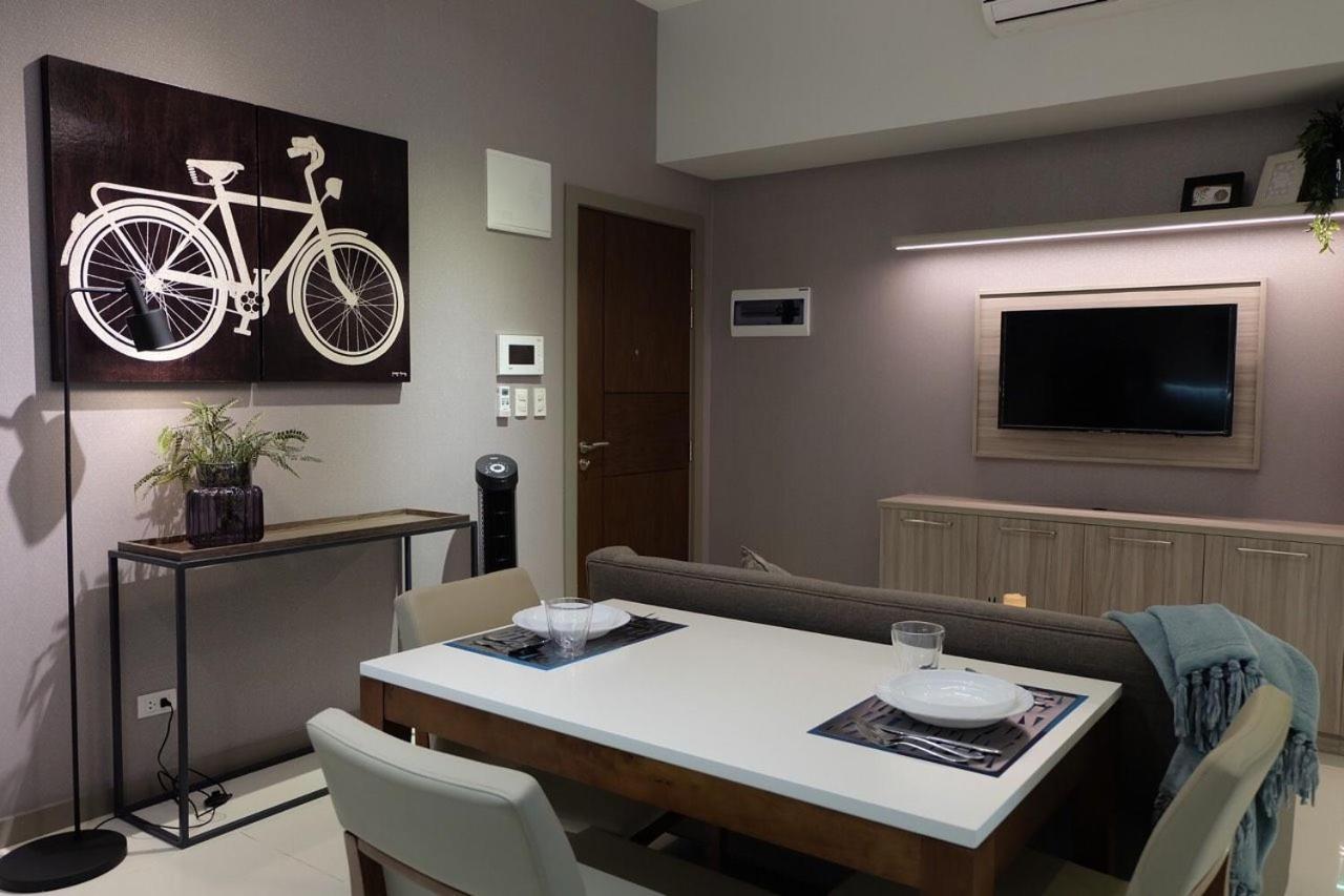 One Uptown Residence تاغويغ المظهر الخارجي الصورة