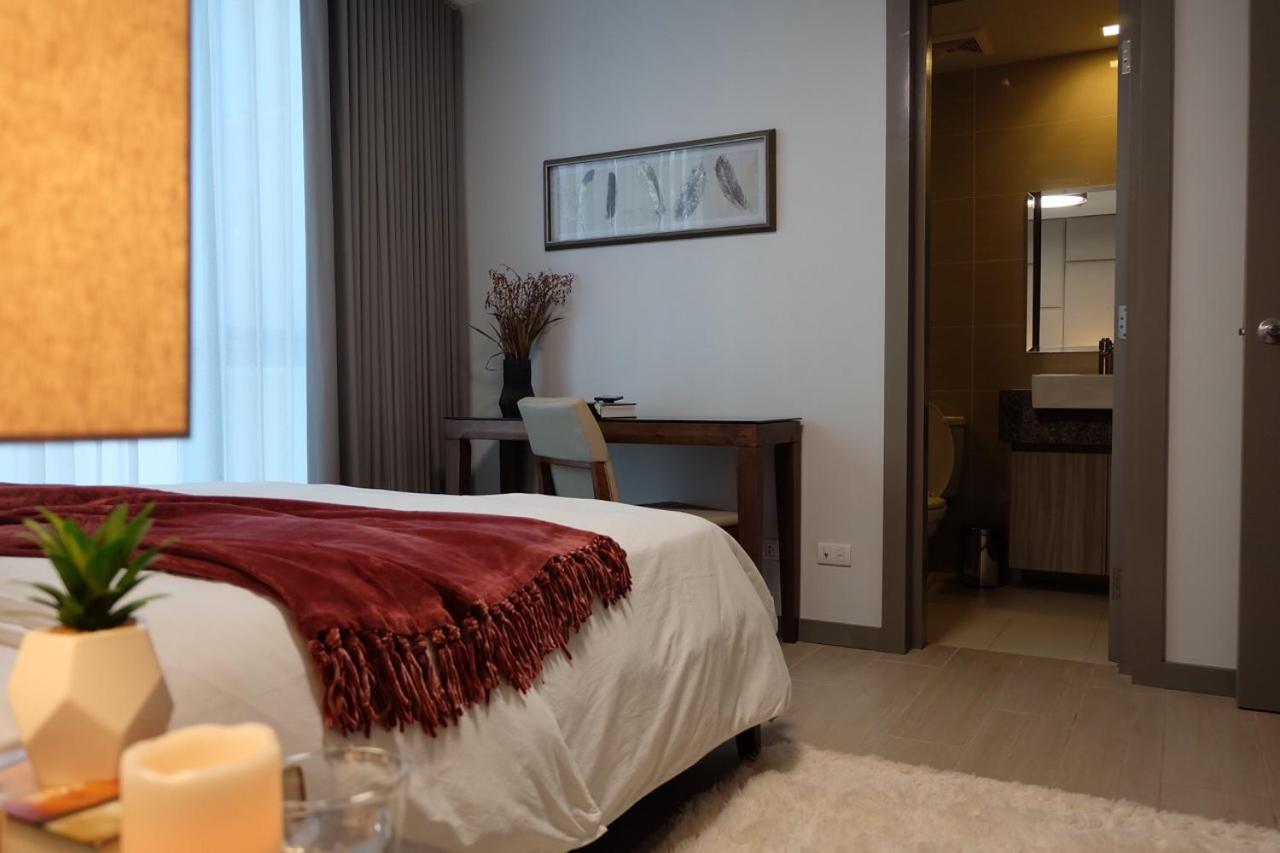 One Uptown Residence تاغويغ المظهر الخارجي الصورة